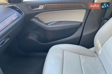 Внедорожник / Кроссовер Audi Q5 2012 в 
