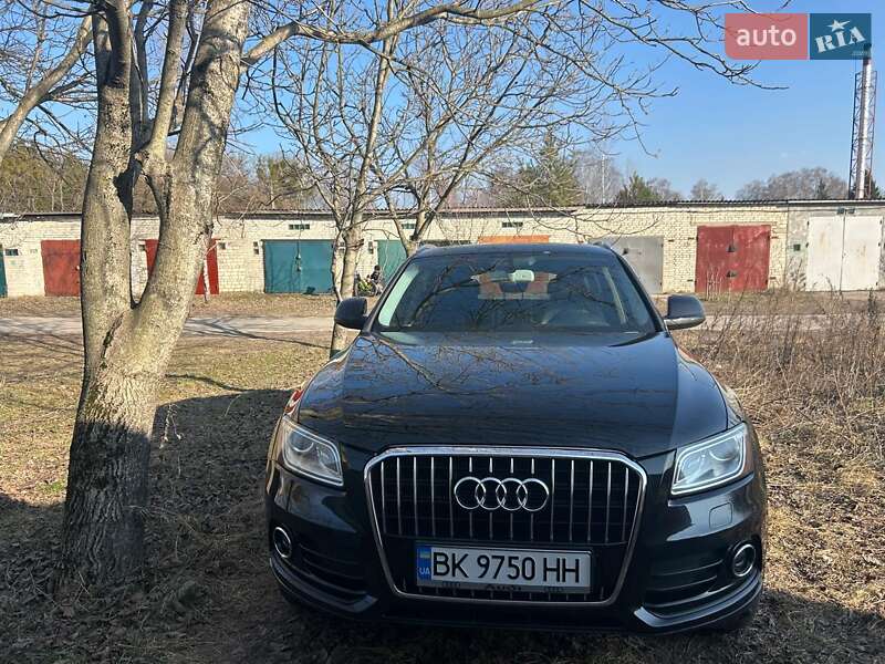 Внедорожник / Кроссовер Audi Q5 2013 в 