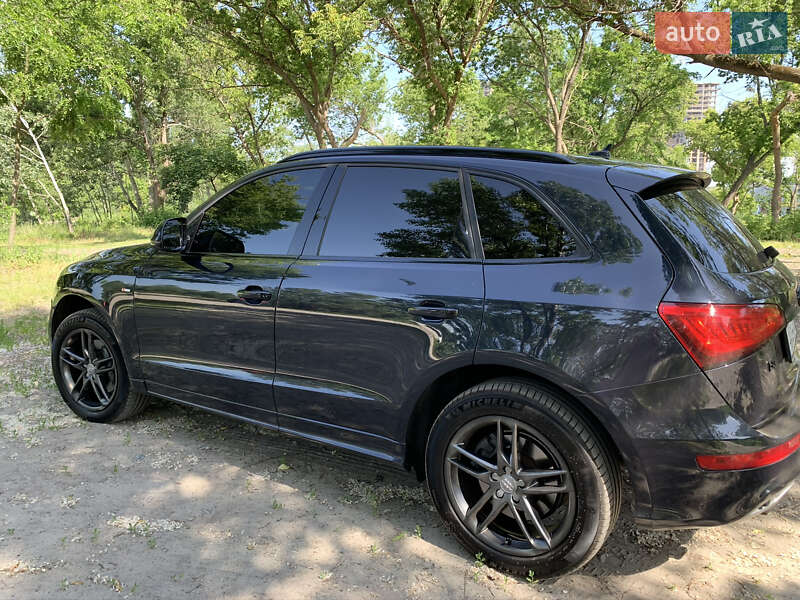 Внедорожник / Кроссовер Audi Q5 2016 в Киеве