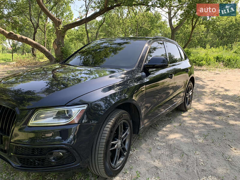Внедорожник / Кроссовер Audi Q5 2016 в Киеве
