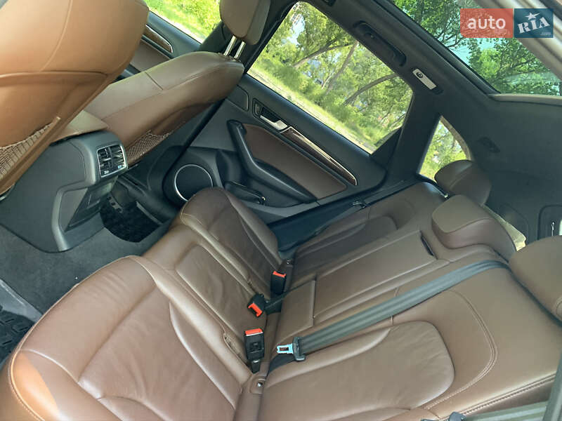 Внедорожник / Кроссовер Audi Q5 2016 в Киеве