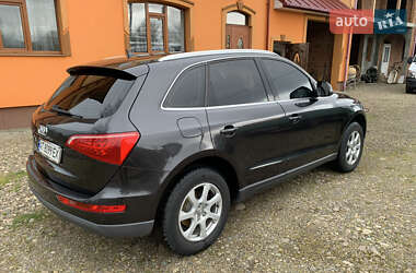 Внедорожник / Кроссовер Audi Q5 2010 в 