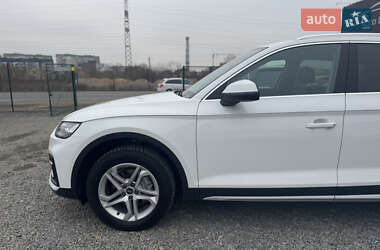 Внедорожник / Кроссовер Audi Q5 2022 в 
