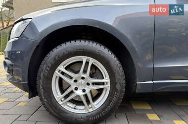 Внедорожник / Кроссовер Audi Q5 2009 в 