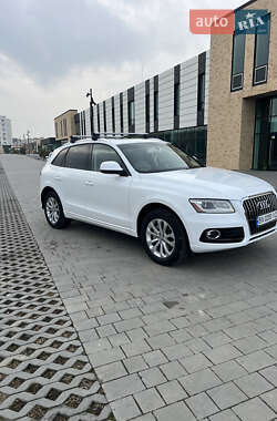 Внедорожник / Кроссовер Audi Q5 2013 в 