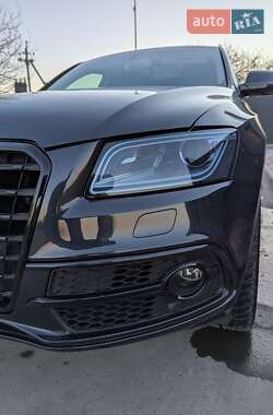 Внедорожник / Кроссовер Audi Q5 2015 в 