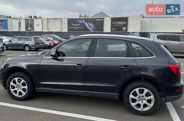 Внедорожник / Кроссовер Audi Q5 2010 в 