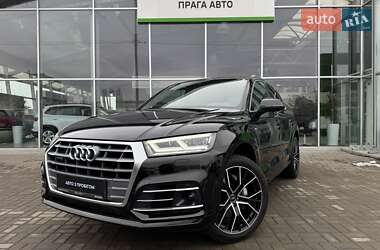 Внедорожник / Кроссовер Audi Q5 2019 в Киеве