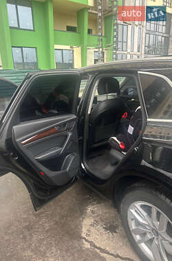 Внедорожник / Кроссовер Audi Q5 2020 в 