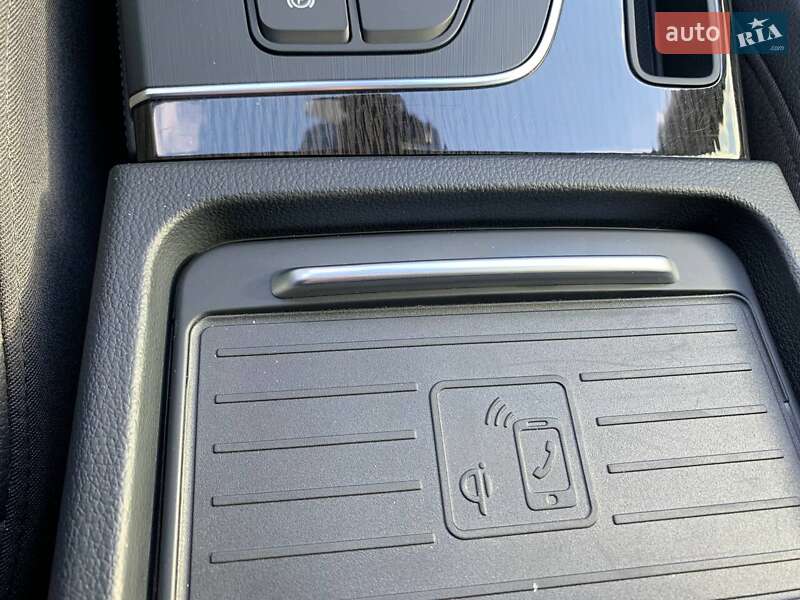 Позашляховик / Кросовер Audi Q5 2018 в Львові
