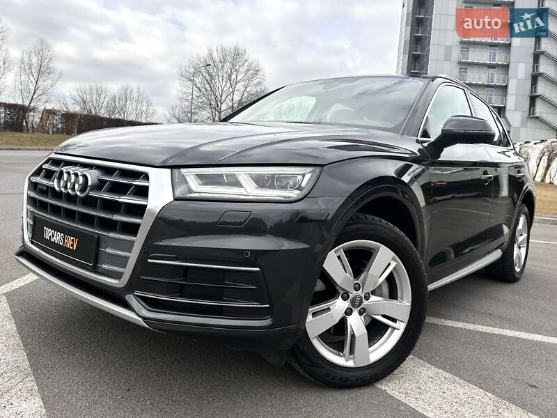 Внедорожник / Кроссовер Audi Q5 2017 в 