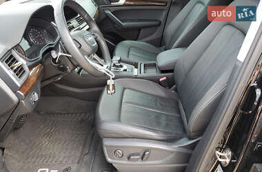 Внедорожник / Кроссовер Audi Q5 2019 в 