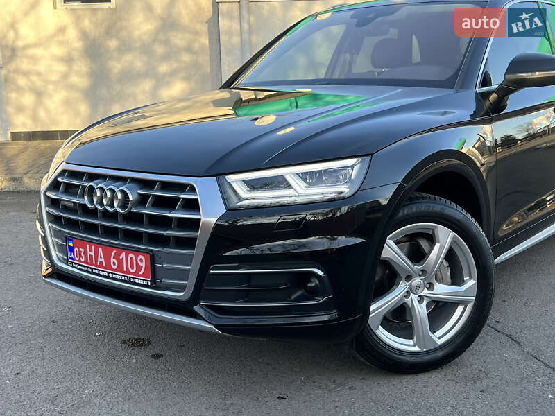 Внедорожник / Кроссовер Audi Q5 2018 в Дрогобыче