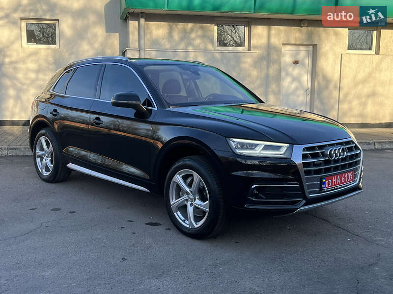 Внедорожник / Кроссовер Audi Q5 2018 в Дрогобыче