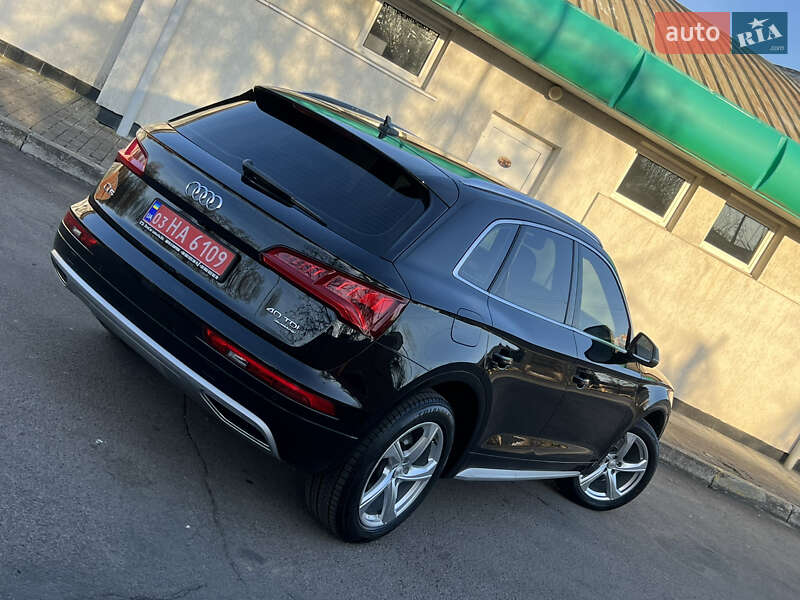 Внедорожник / Кроссовер Audi Q5 2018 в Дрогобыче