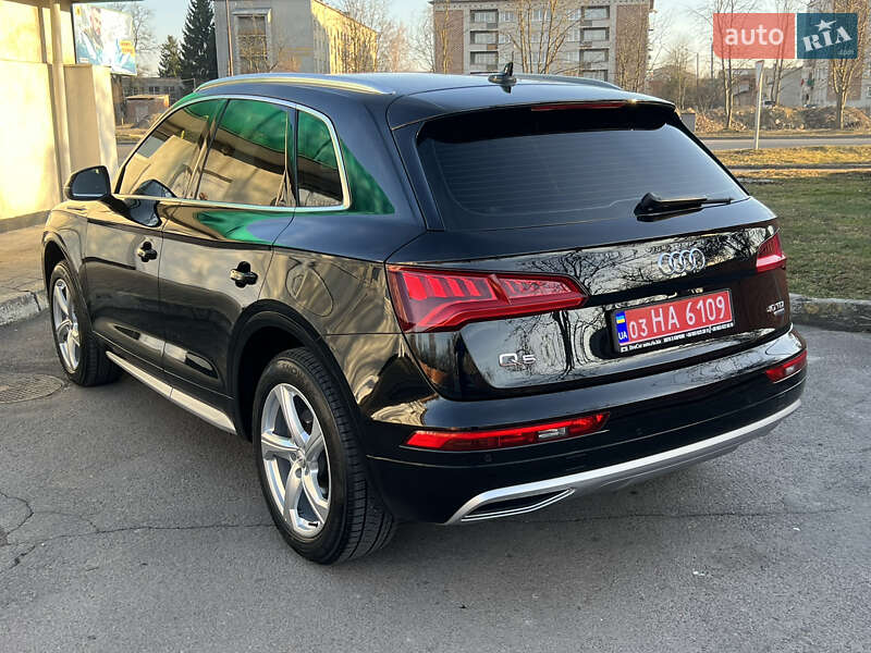 Внедорожник / Кроссовер Audi Q5 2018 в Дрогобыче