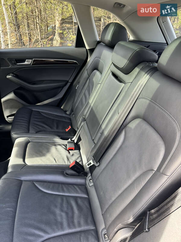 Позашляховик / Кросовер Audi Q5 2013 в Києві