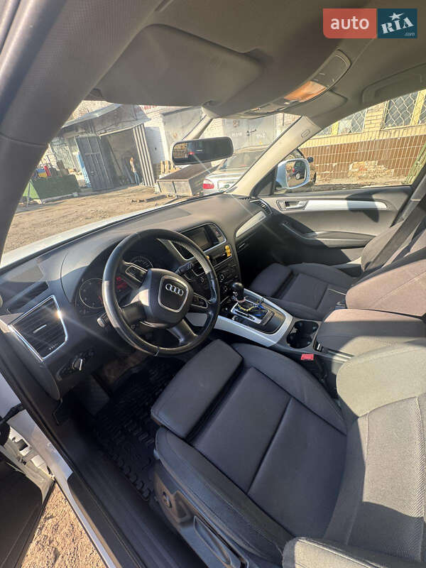 Позашляховик / Кросовер Audi Q5 2011 в Києві фото 7 Позашляховик / Кросовер Audi Q5 2011 в Києві