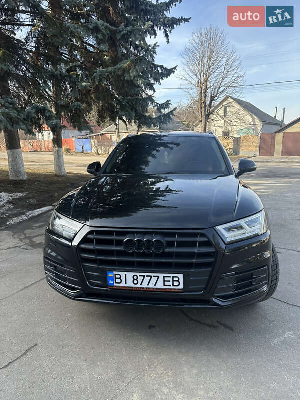 Внедорожник / Кроссовер Audi Q5 2017 в Харькове