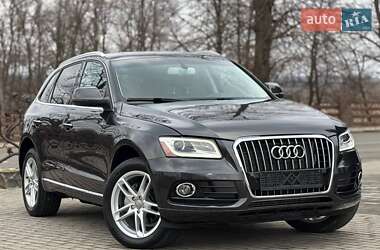 Позашляховик / Кросовер Audi Q5 2015 в 