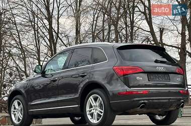 Позашляховик / Кросовер Audi Q5 2015 в 