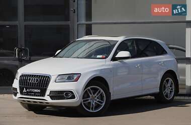 Внедорожник / Кроссовер Audi Q5 2016 в 