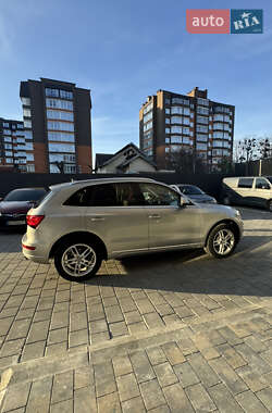 Внедорожник / Кроссовер Audi Q5 2015 в 