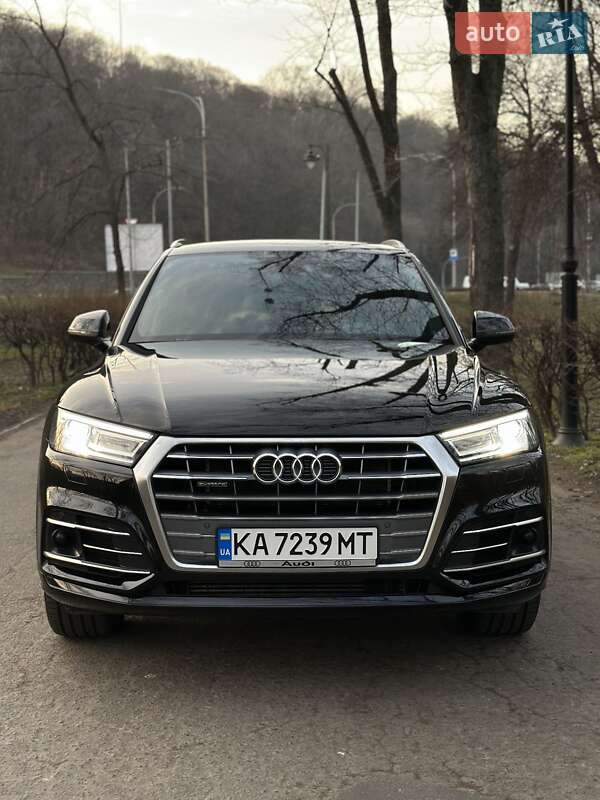 Внедорожник / Кроссовер Audi Q5 2020 в Киеве