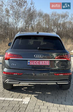 Внедорожник / Кроссовер Audi Q5 2021 в 