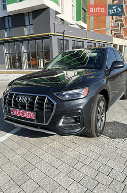 Внедорожник / Кроссовер Audi Q5 2021 в 
