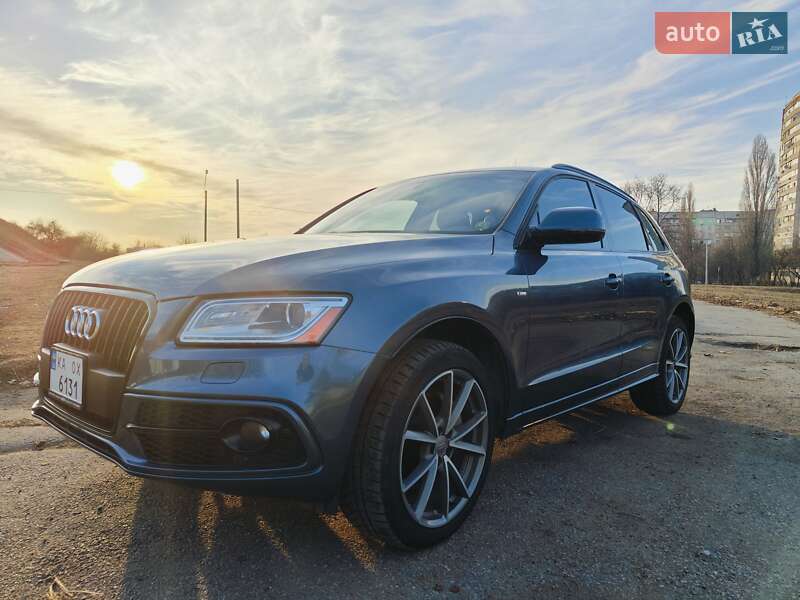 Внедорожник / Кроссовер Audi Q5 2015 в Харькове