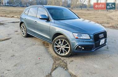 Внедорожник / Кроссовер Audi Q5 2015 в 
