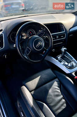 Позашляховик / Кросовер Audi Q5 2015 в 