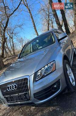 Внедорожник / Кроссовер Audi Q5 2010 в Сумах