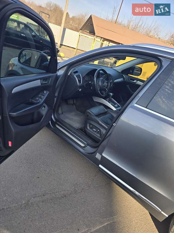 Внедорожник / Кроссовер Audi Q5 2013 в Кривом Роге