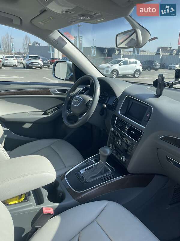 Внедорожник / Кроссовер Audi Q5 2014 в Киеве