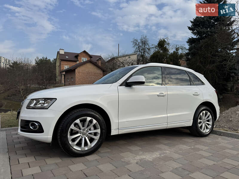 Внедорожник / Кроссовер Audi Q5 2013 в Львове