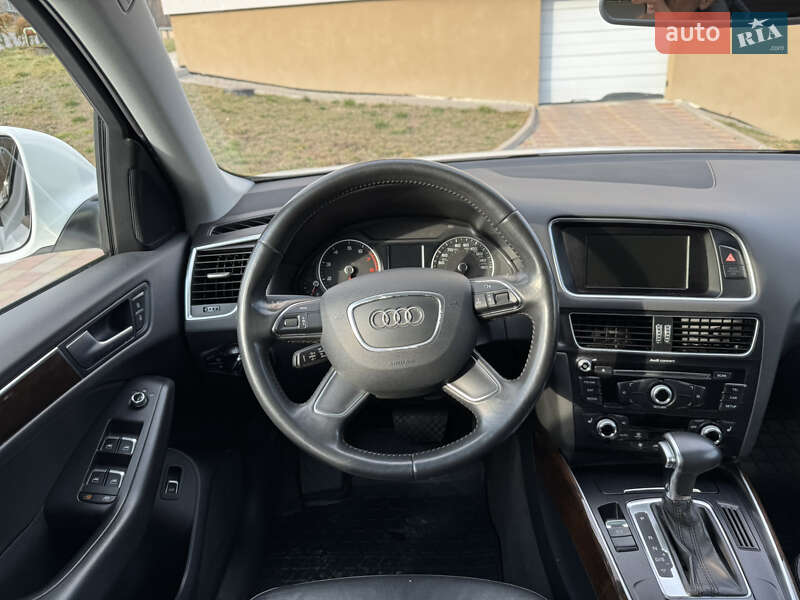 Внедорожник / Кроссовер Audi Q5 2013 в Львове