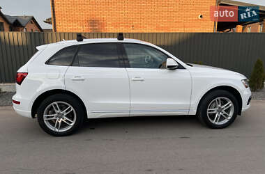 Внедорожник / Кроссовер Audi Q5 2013 в 