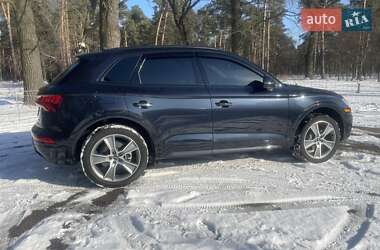 Позашляховик / Кросовер Audi Q5 2019 в Києві