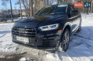 Позашляховик / Кросовер Audi Q5 2019 в Києві