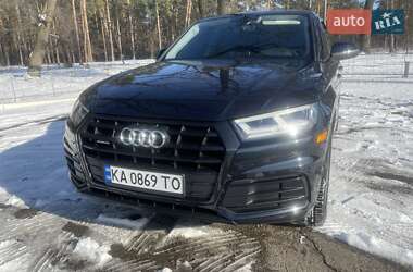 Позашляховик / Кросовер Audi Q5 2019 в Києві