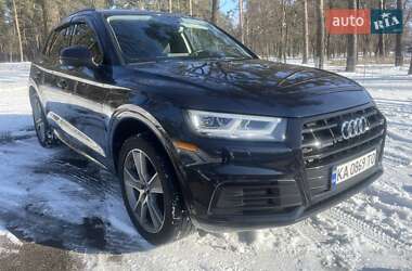 Позашляховик / Кросовер Audi Q5 2019 в Києві