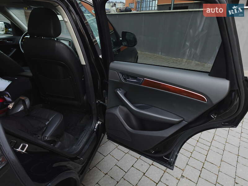 Внедорожник / Кроссовер Audi Q5 2012 в Галиче