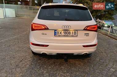 Позашляховик / Кросовер Audi Q5 2010 в 