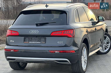 Внедорожник / Кроссовер Audi Q5 2017 в Яворове