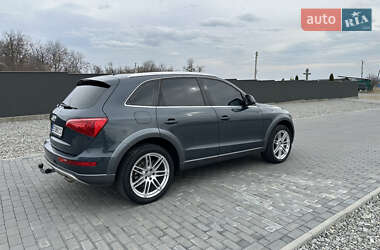 Внедорожник / Кроссовер Audi Q5 2010 в 