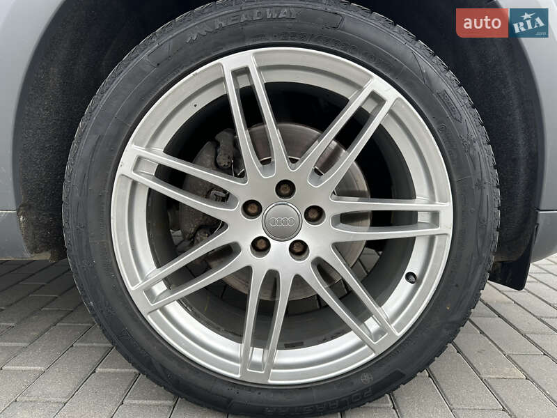 Внедорожник / Кроссовер Audi Q5 2010 в Черновцах