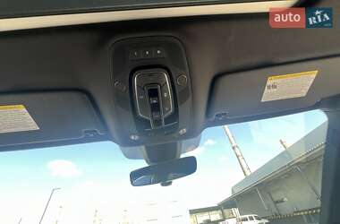 Внедорожник / Кроссовер Audi Q5 2020 в 