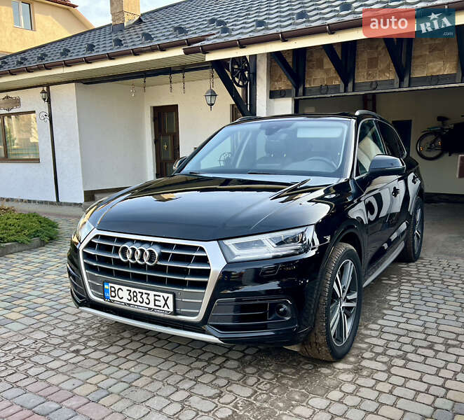 Позашляховик / Кросовер Audi Q5 2017 в 
